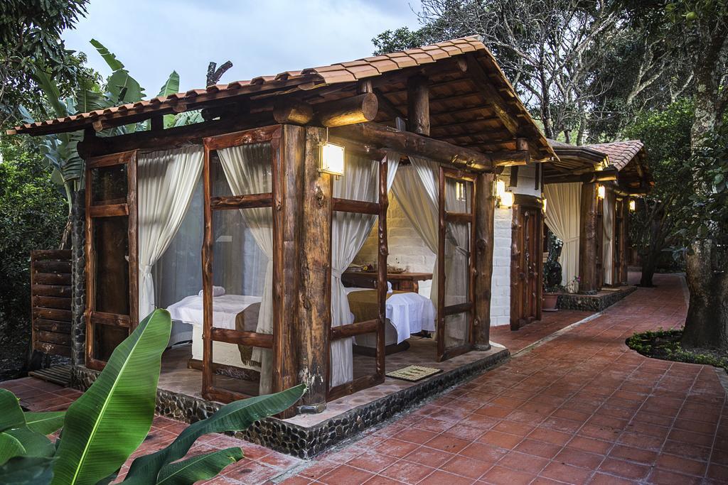 El Descanso Del Toro Hosteria-Spa Вилькабамба Экстерьер фото